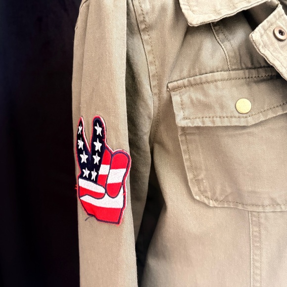 The Beatles “Peace & Love” Patch Snap Shirt Jacket | Medium - Picture 5 of 14